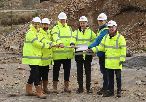 Construction begins on PureGym and B&M Home Store with Garden Centre at Kingsway