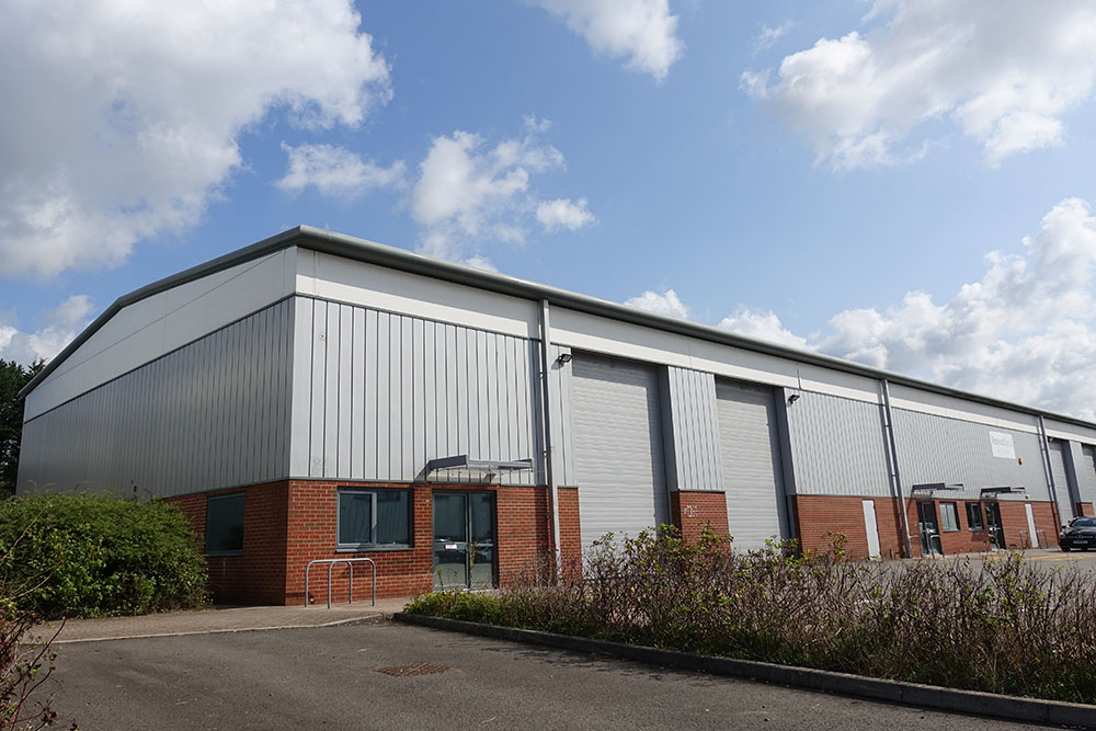 New home flooring specialist expands into Central Park, Bridgend